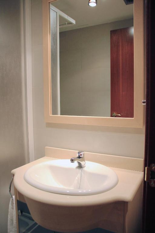Alguera Apartments Industria Barcelona Ngoại thất bức ảnh